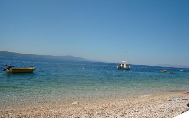 Apartment and Rooms Pansion Duba