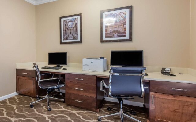 Comfort Inn & Suites Bryant - Benton