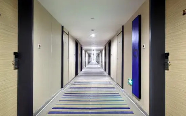 Garden Lane By Tangla (Kunming Airport)