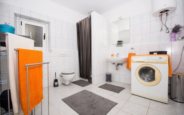 Apartment Elvira
