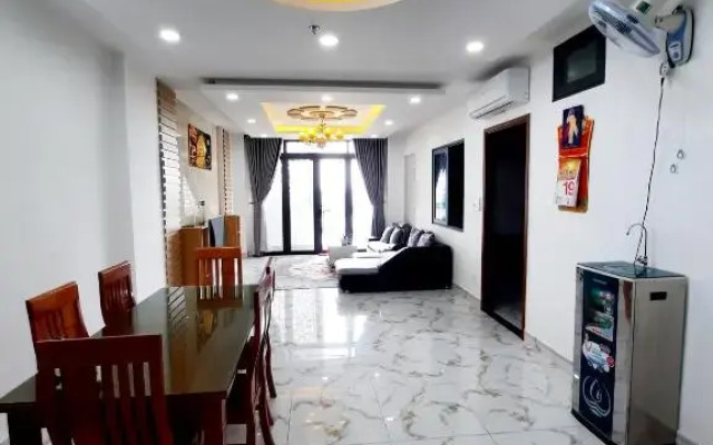 MM's House