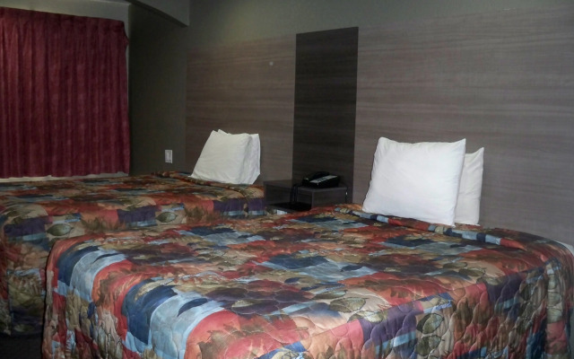 Scottish Inn & Suites