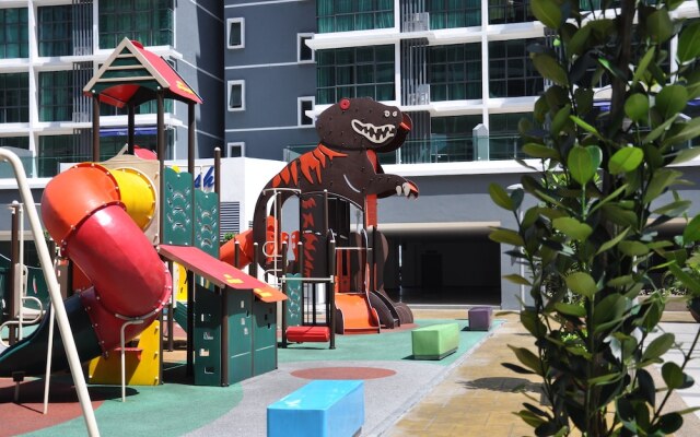 Lawang Suite 2 Bedroom Corner Apartment