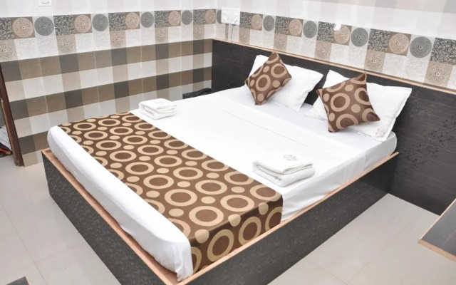 Addhuri Comforts Inn