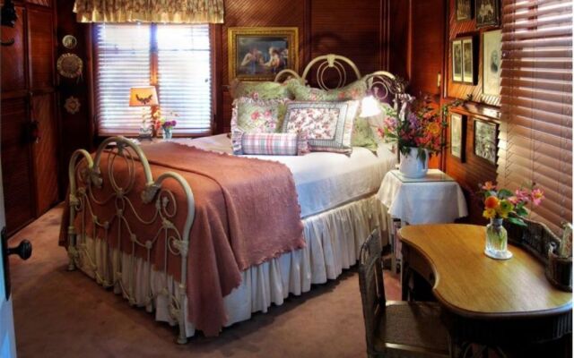 Wicky Up Ranch Bed and Breakfast