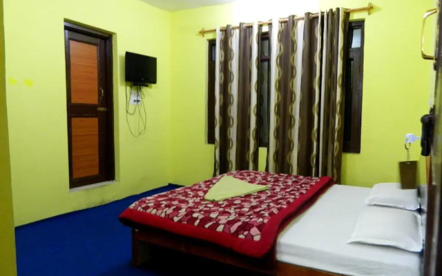 Hotel Valley Comfort – Guest Rooms – Srinagar