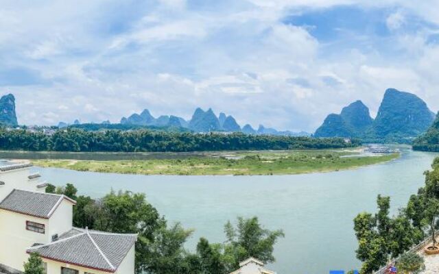 Yangshuo Leisure Tea Resort