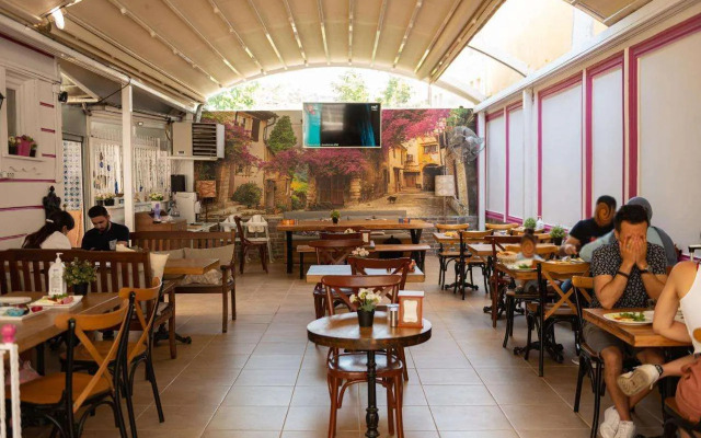 Enderun by Otantik Suites