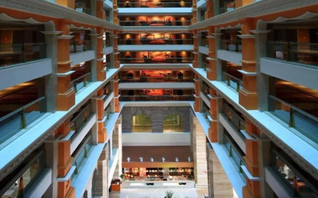Babylon Hotel