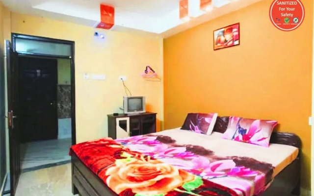 Prateek Residency by Goroomgo