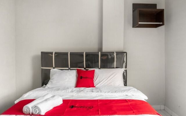 RedDoorz near Manhattan Square Medan