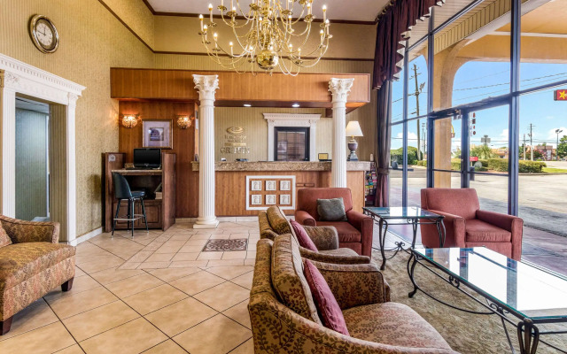 Econo Lodge Inn & Suites Griffin North