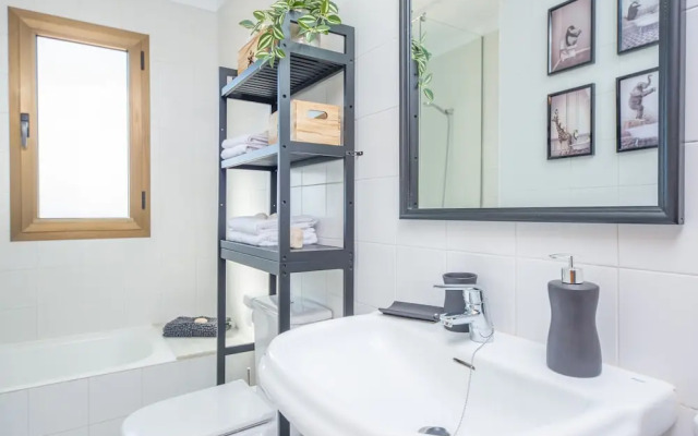 Perleta - Apartment In Cala Rajada. Free Wifi
