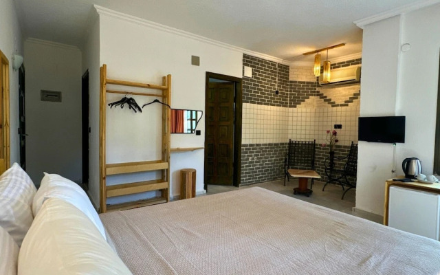 Club Mel Holiday Resort