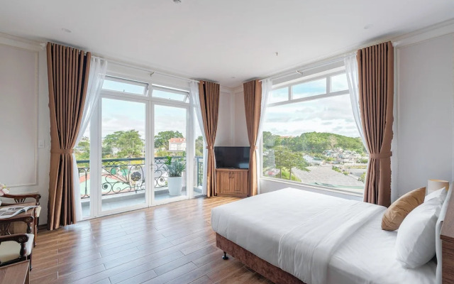 Pine View Hotel Dalat