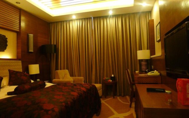 Linyi Taoranju Hotel
