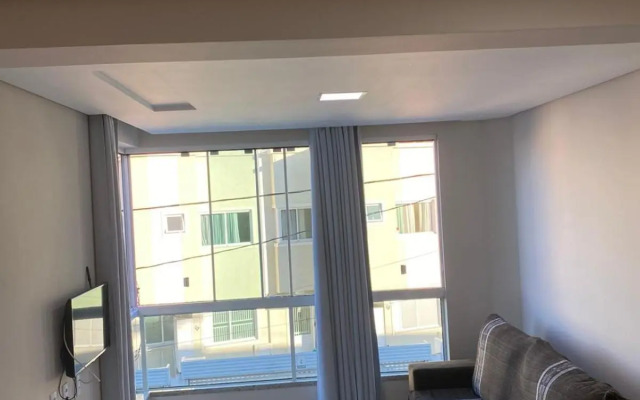 Apartamento a 50 metros da praia de canto grande