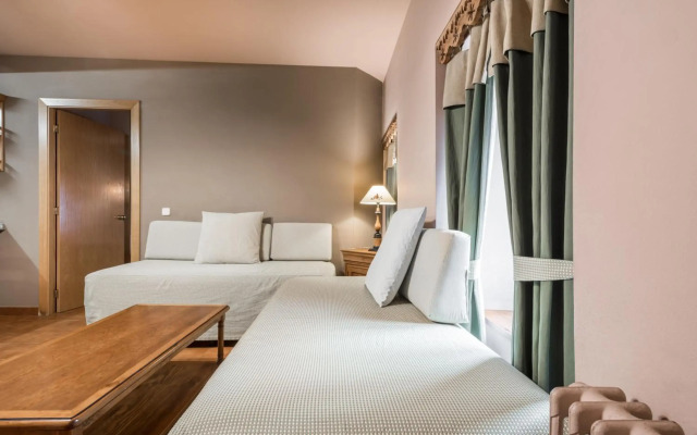 Apartaments Serrano