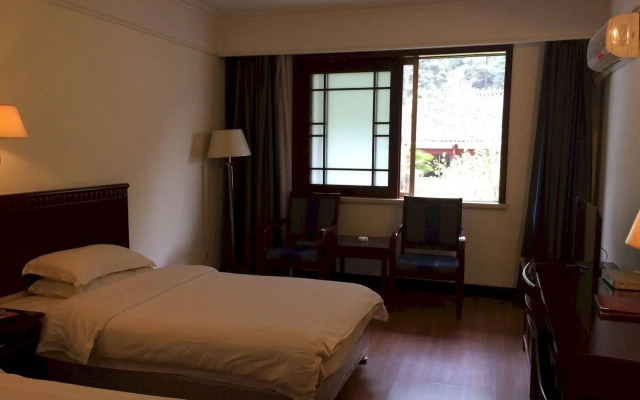 Pipaxi Hotel