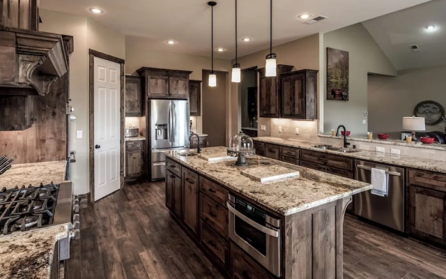 Grindstone Lake Lodge