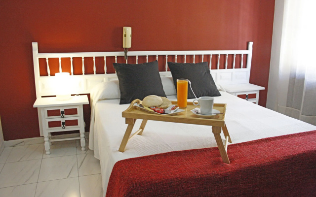 Hotel Virgen de los Reyes