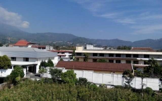 De Wahyu Hotel