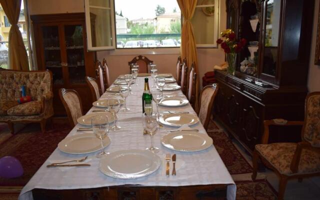 Private Villa AKOBARA, 2km from city center