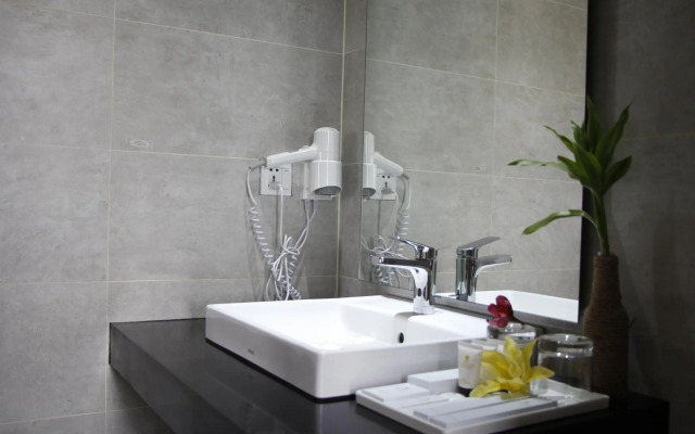 LCS Hotel & Apartment