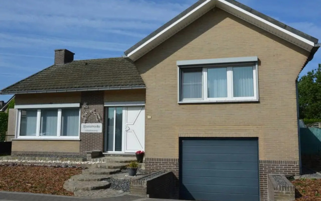 Charming Belgian Getaway, Vakantiewoning in Oudsbergen - 3 Bedrooms & Garden