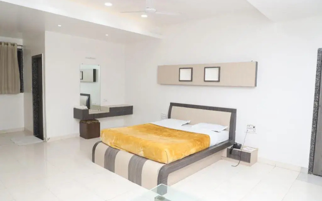 Embassy Hotel