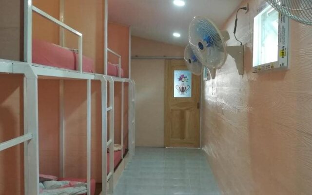 Koh Mook Hostel