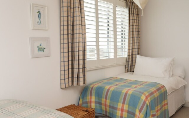Angorfa - Trearddur Bay