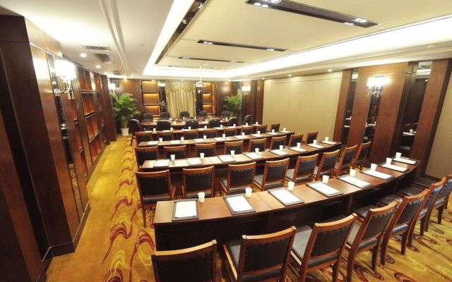 Gaoxiong Hotel