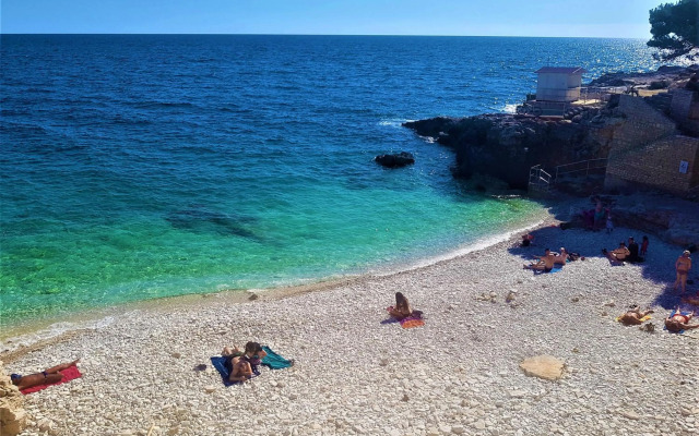 Noemi City Apartments