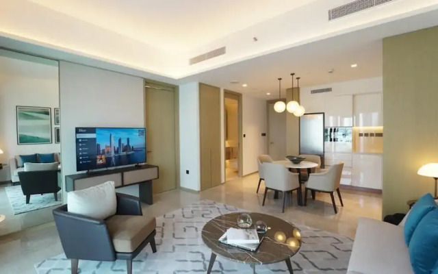 High Floor Stylish 1BR Address Harbour