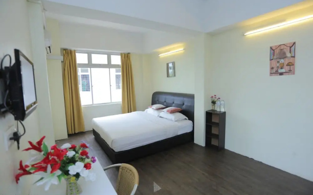 JAM Hotel Kota Warisan Near ERL Salak Tinggi Sepang