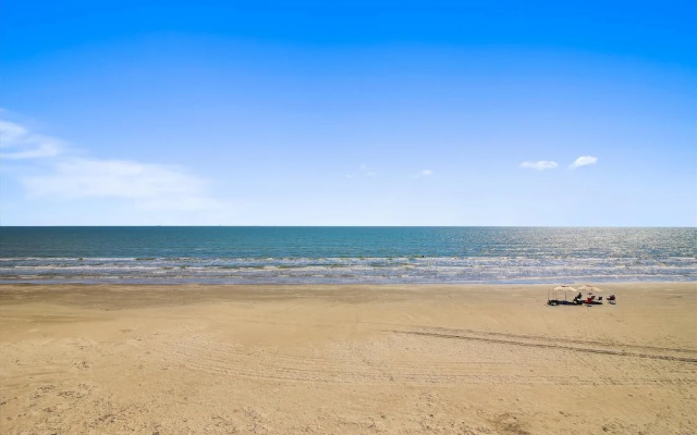 Pirates' Beach Retreat