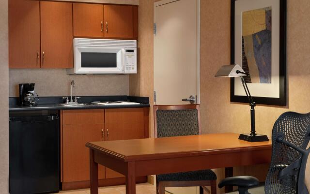 Hampton Inn & Suites by Hilton Langley-Surrey
