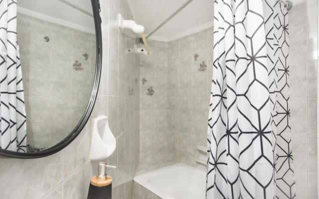 Francis Getaway in Pireaus