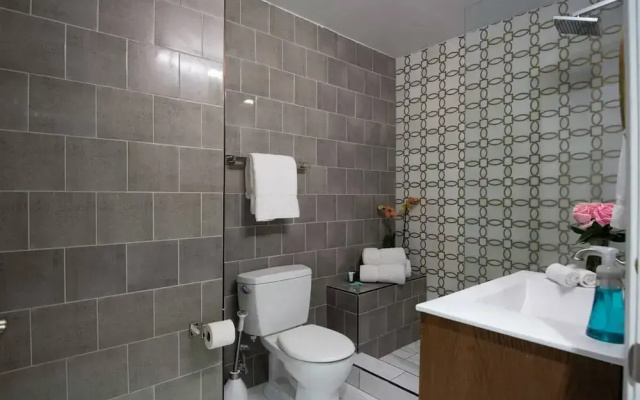 8br-best Location Heated Pool Jacuzzi Spa Gym