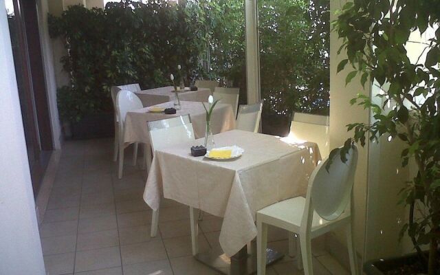 Light Guest House