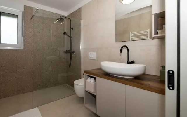 Holiday House Jewel With Private Pool