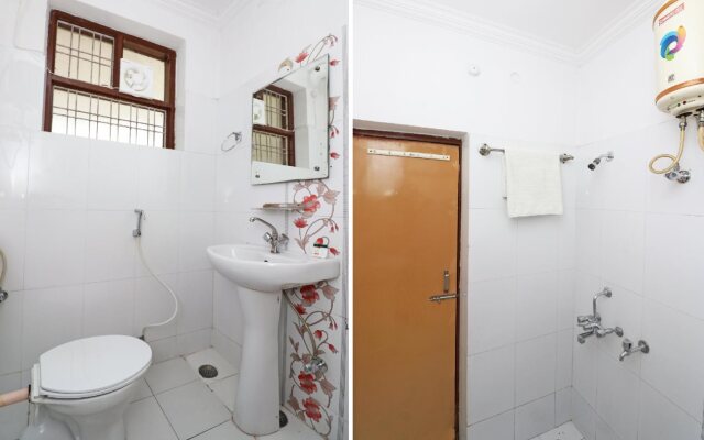 Everest Inn By OYO Rooms