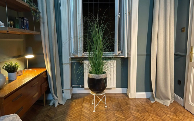 Lovely Vintage Budapest Studio