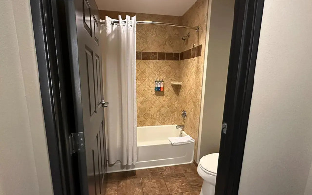 Camelback Lodge & Aquatopia Indoor Waterpark