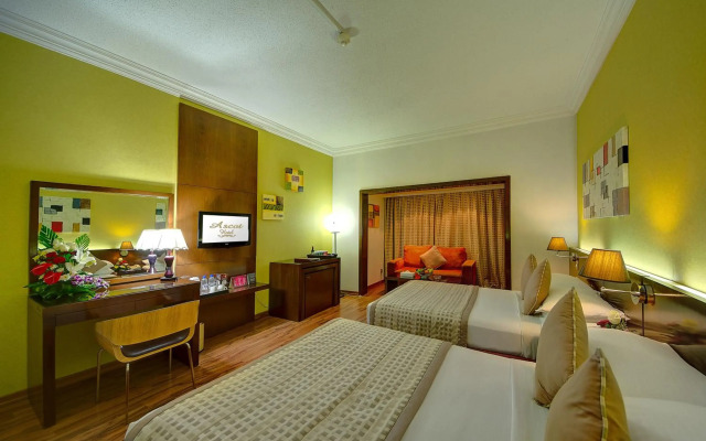 Ascot Hotel