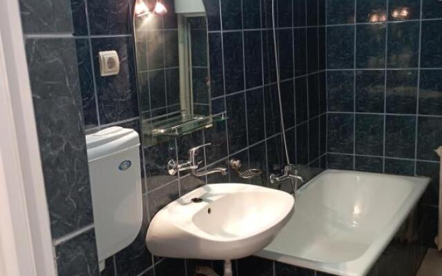Apartament Herculane cu vedere la munte