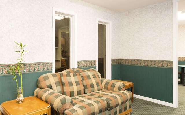 Super 8 by Wyndham Taylorville IL