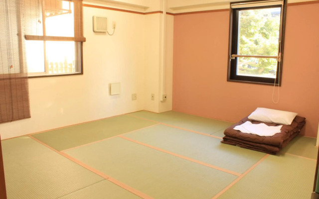 T&K Hostel Kobe Sannomiya East