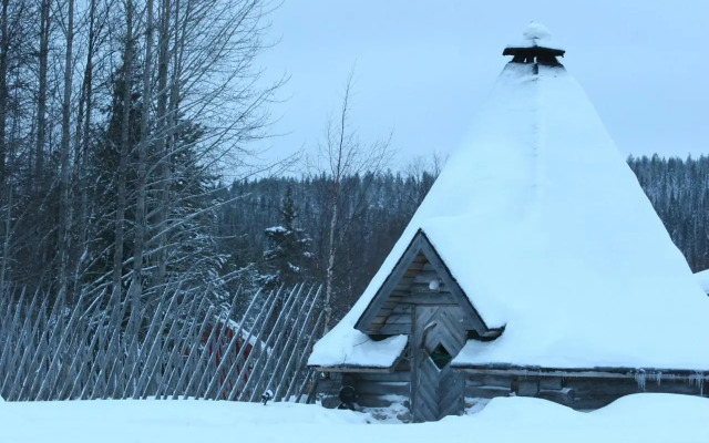 Toola-Lodge